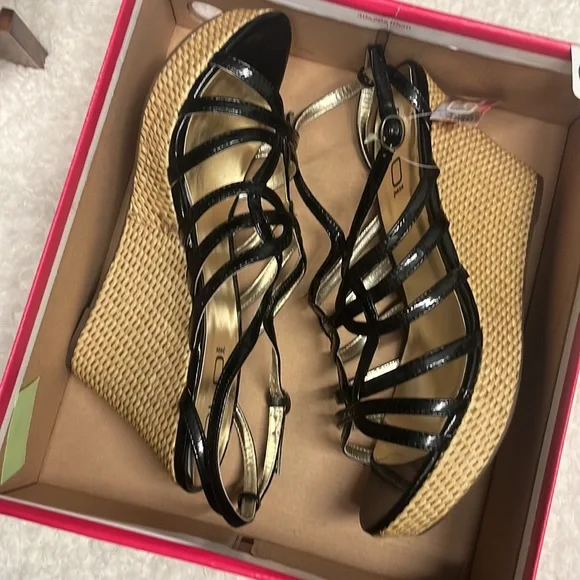 Sandals Glo jeans Sandals wedge heels Jordan black size 10 - Picture 9 of 9
